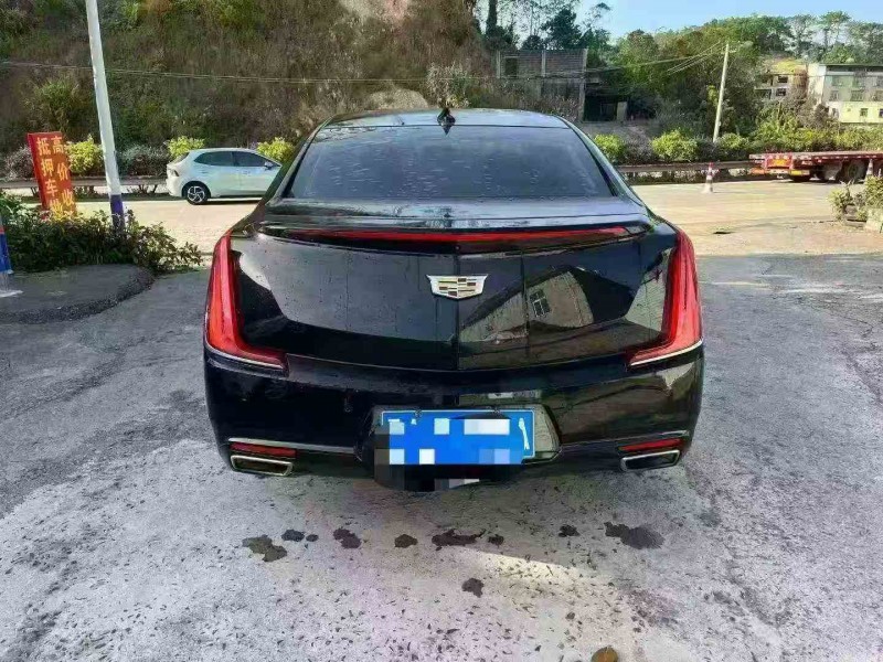 钦州19年凯迪拉克XTS9