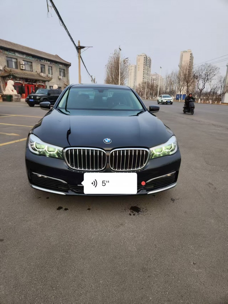 保定19年宝马7系1