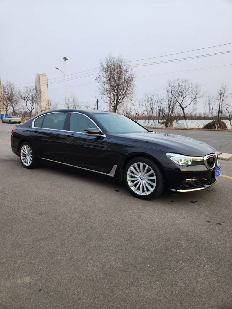 保定19年宝马7系3