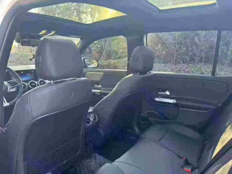 保定23年奔驰GLB5