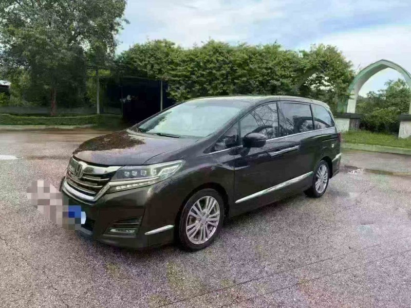 贵港16年本田艾力绅3