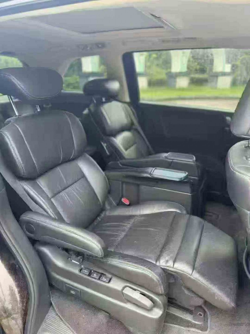 贵港16年本田艾力绅4