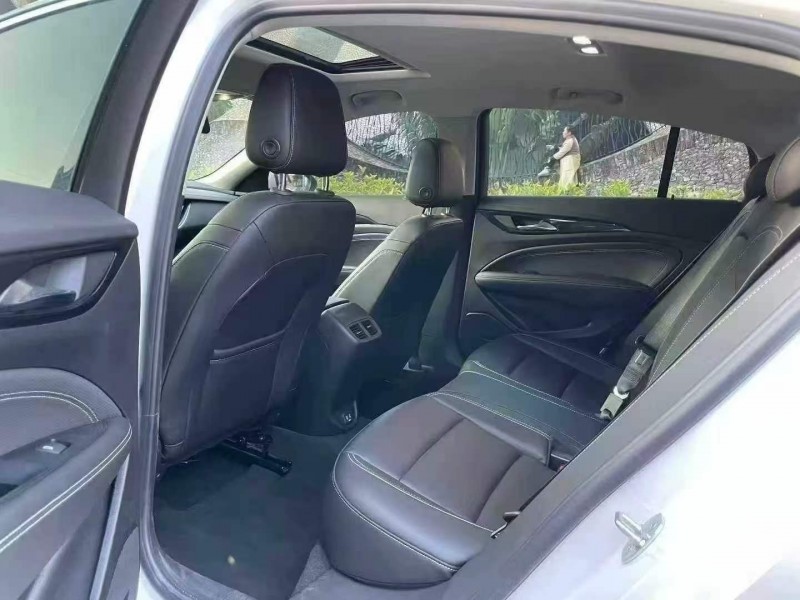 深圳24年别克君威5