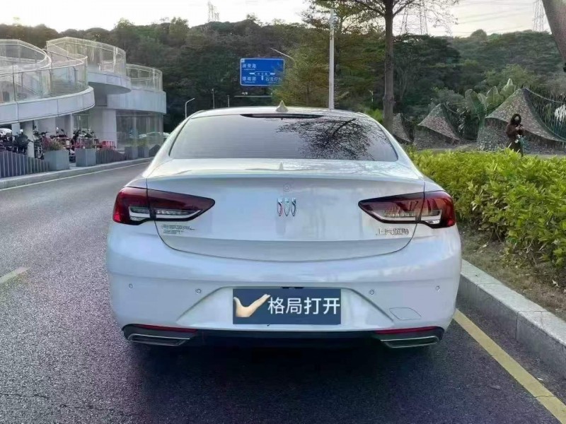 深圳24年别克君威9