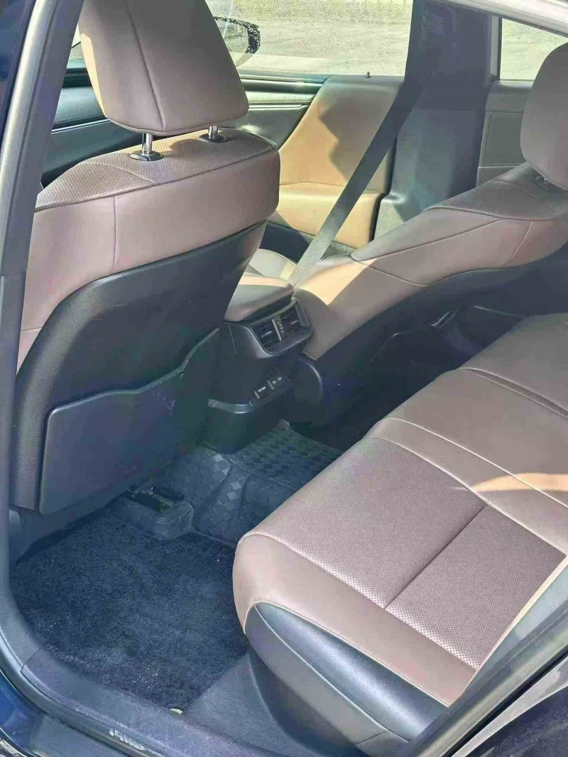 贵港22年雷克萨斯ES6