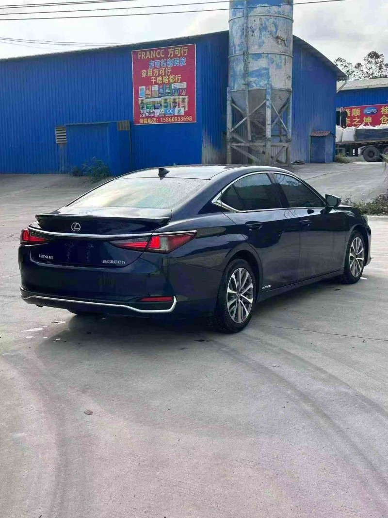贵港22年雷克萨斯ES8
