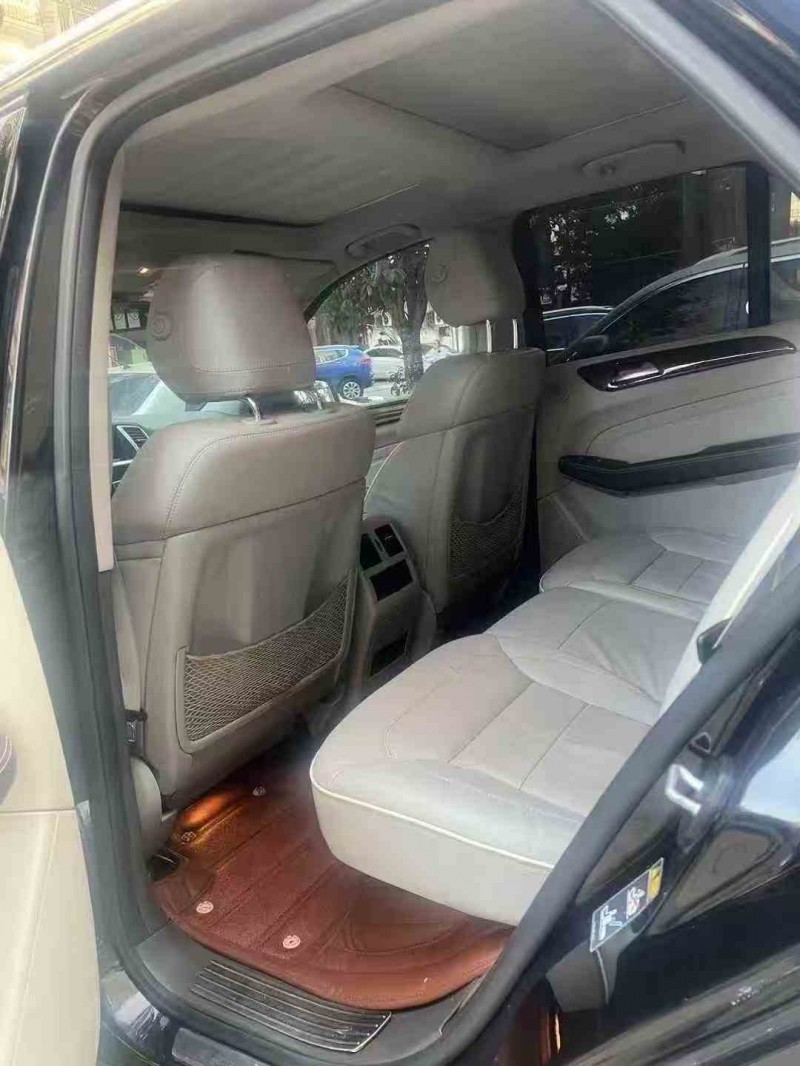 湛江14年奔驰ML5