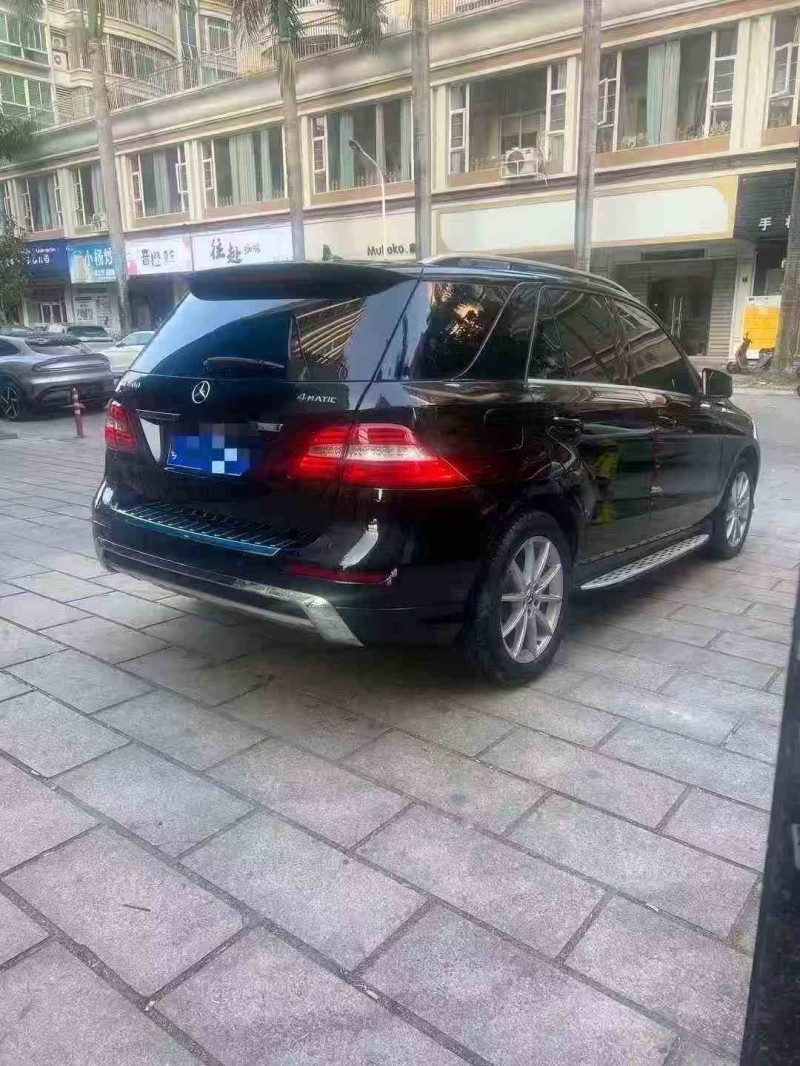 湛江14年奔驰ML7