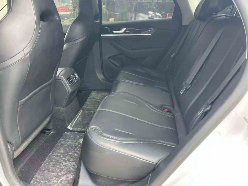 防城港23年比亚迪秦4