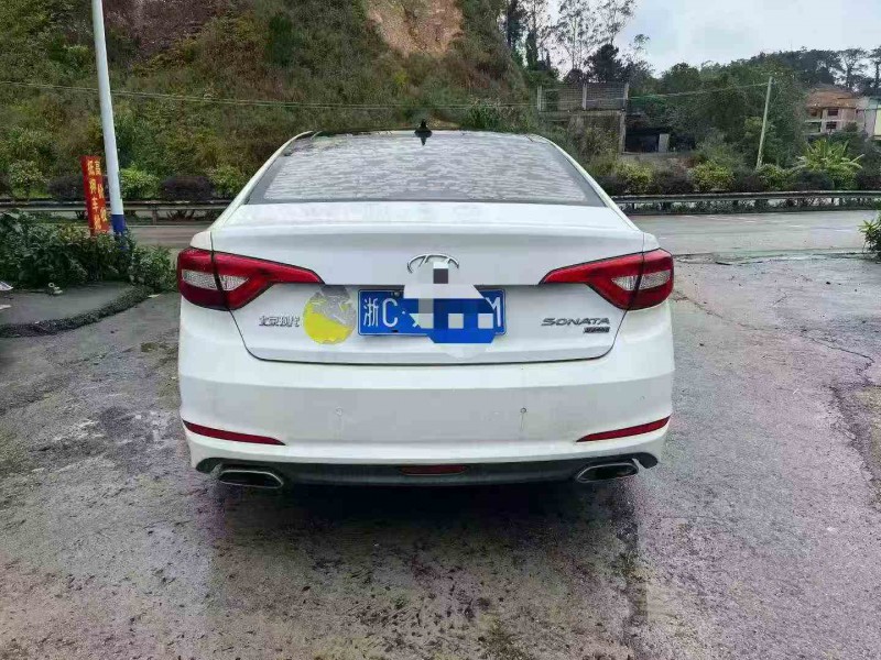 贵港15年现代索纳塔9