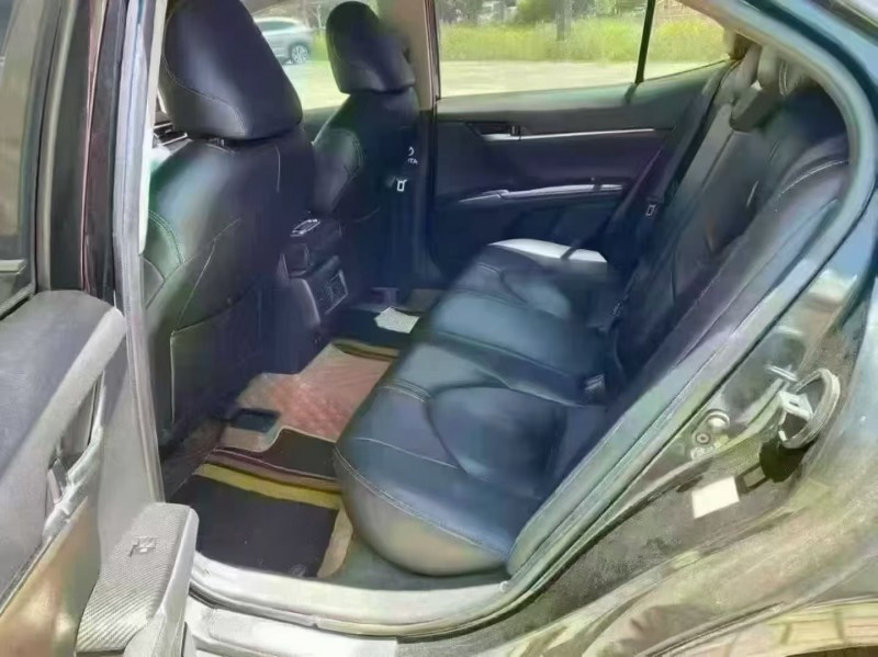 海口19年丰田凯美瑞6