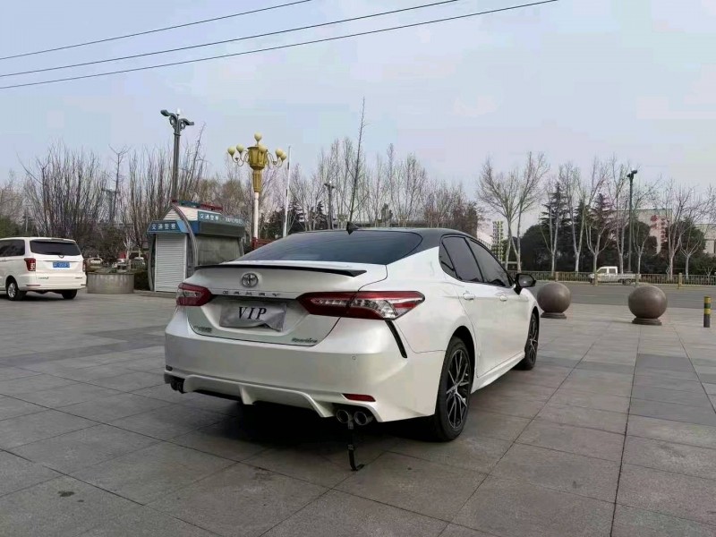 枣庄23年丰田凯美瑞4