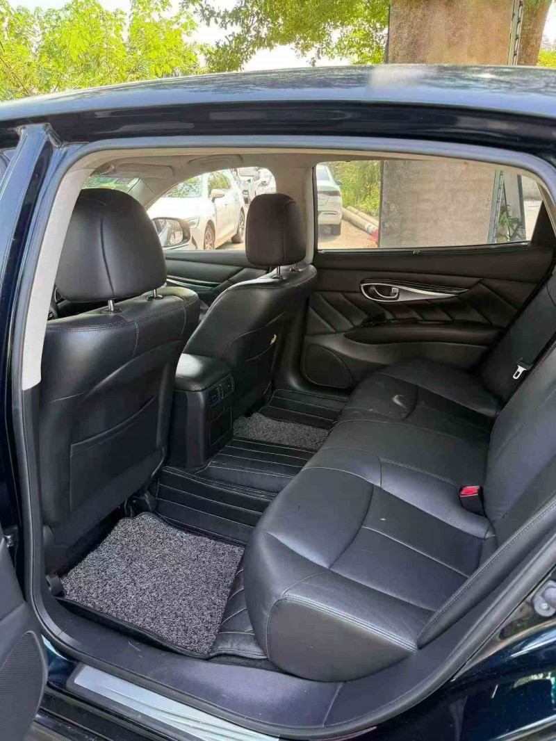 桂林17年英菲尼迪Q705