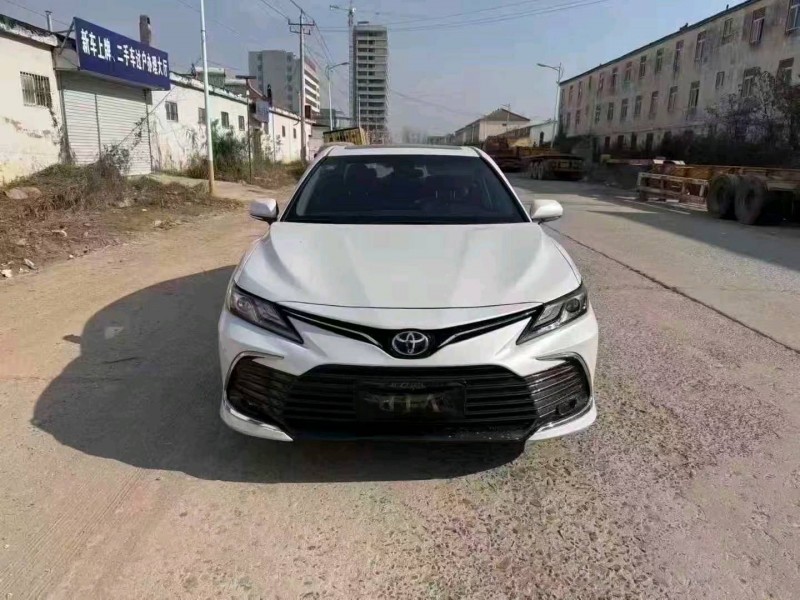 菏泽22年丰田凯美瑞1