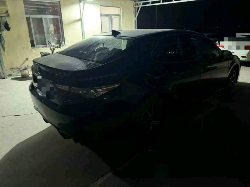 济宁22年丰田凯美瑞7