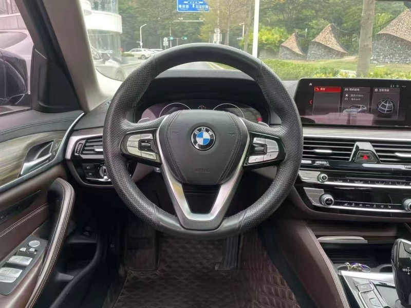 深圳19年宝马5系4