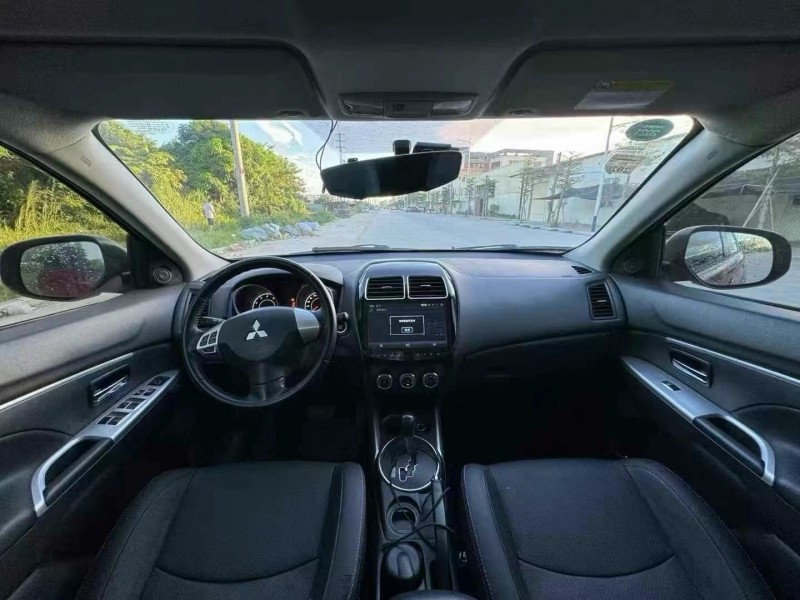 汕头16年三菱劲炫5