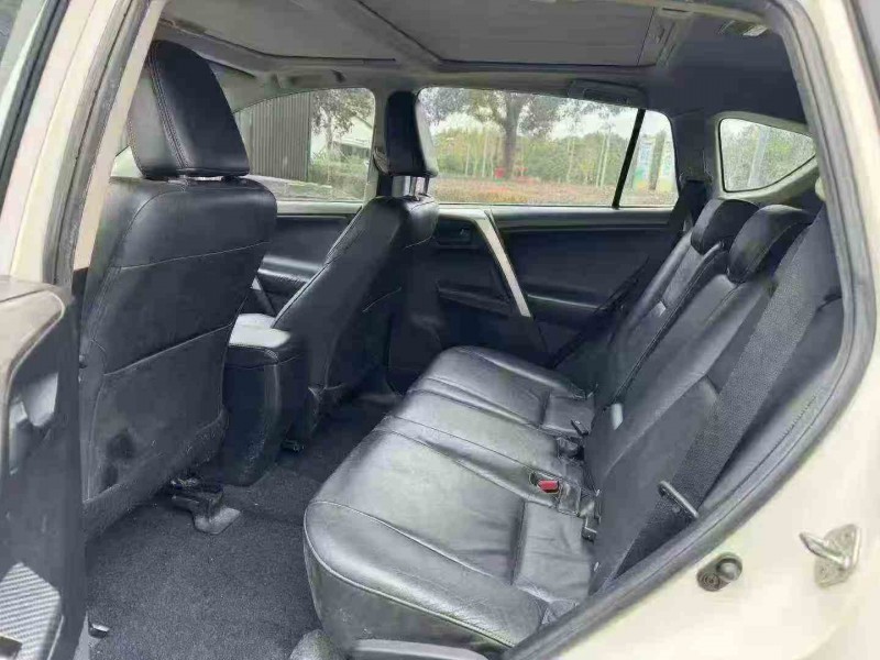 嘉兴14年丰田RAV45
