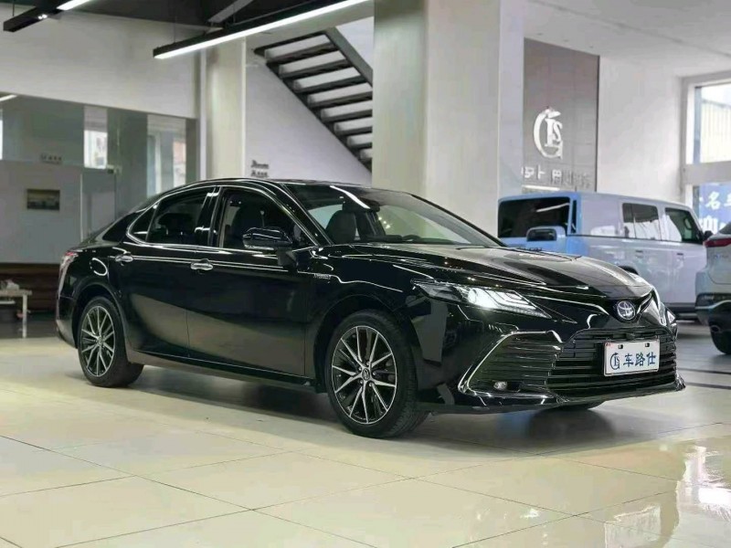 深圳21年丰田凯美瑞1