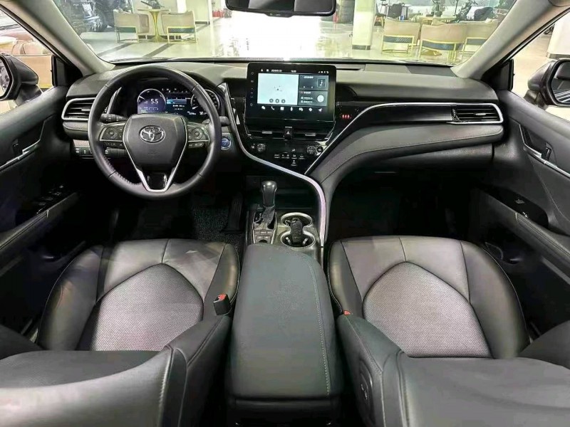 深圳21年丰田凯美瑞3