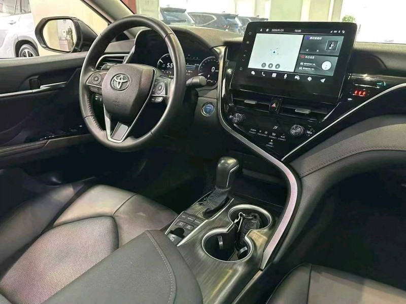 深圳21年丰田凯美瑞5