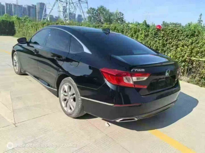 嘉兴19年本田雅阁6