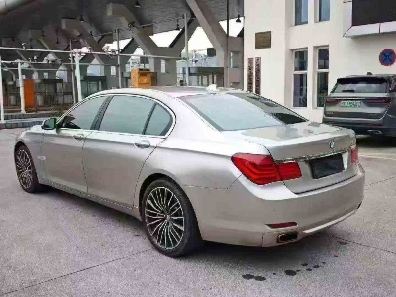 重庆12年宝马7系7