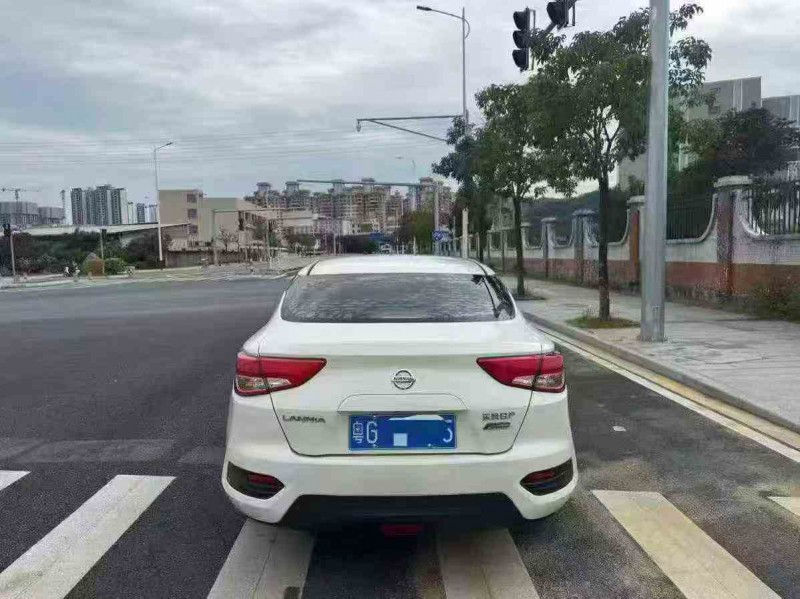 汕头19年日产蓝鸟9