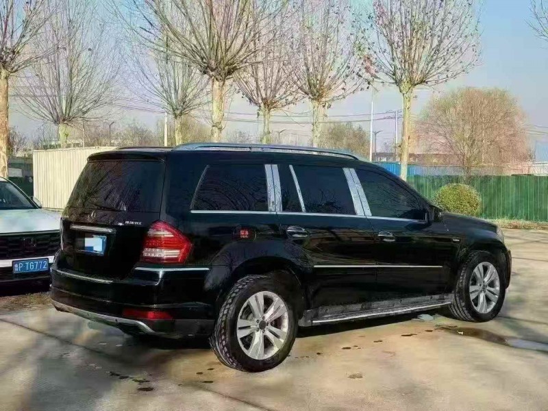 聊城12年奔驰GL9