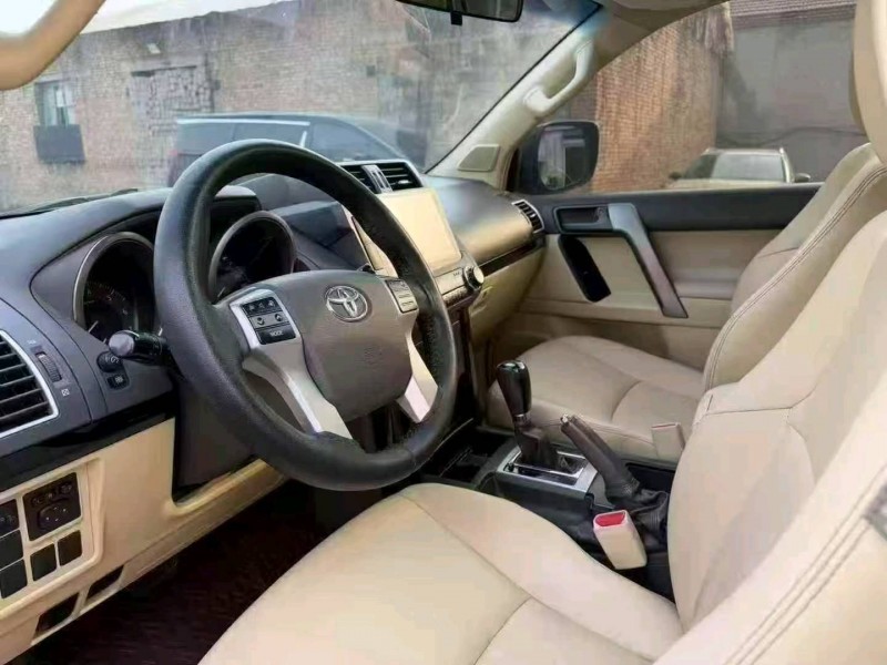 淄博17年丰田普拉多4