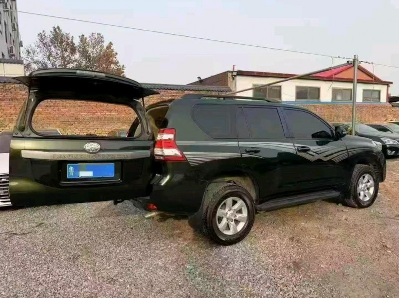 淄博17年丰田普拉多6