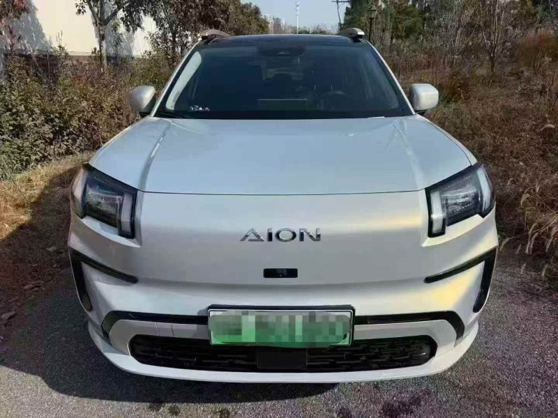 荆州25年传祺埃安V1