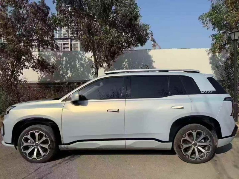 荆州25年传祺埃安V7