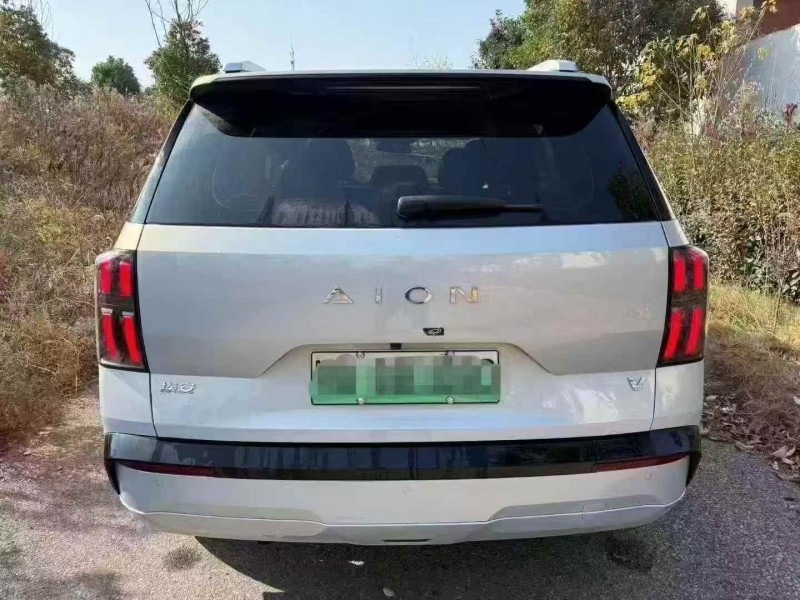 荆州25年传祺埃安V8