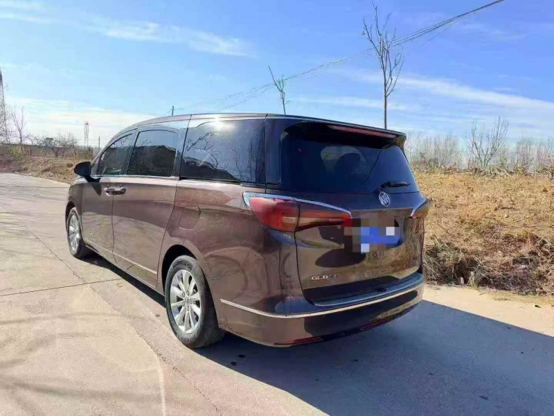 承德18年别克GL88