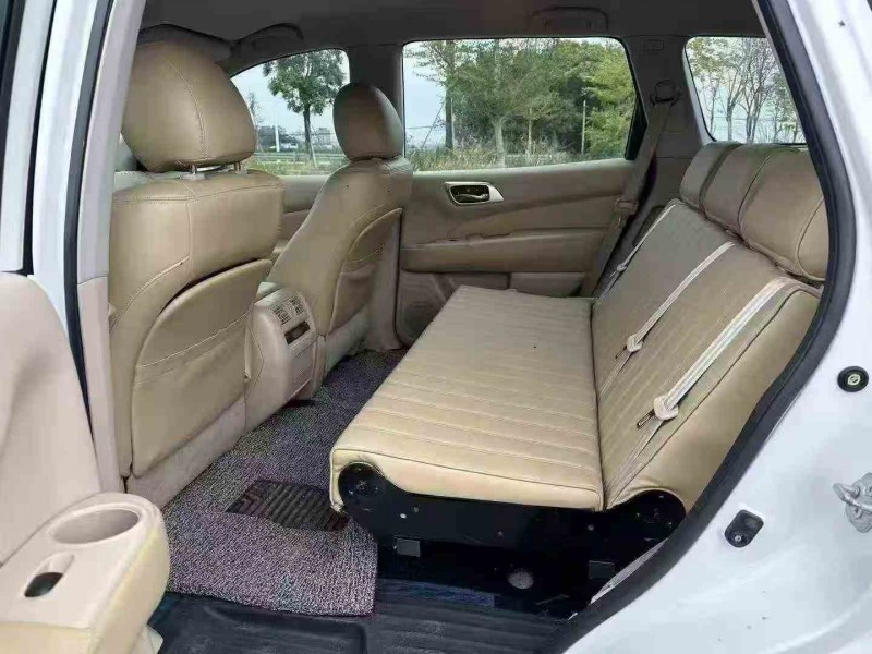 汕头19年日产探路者7