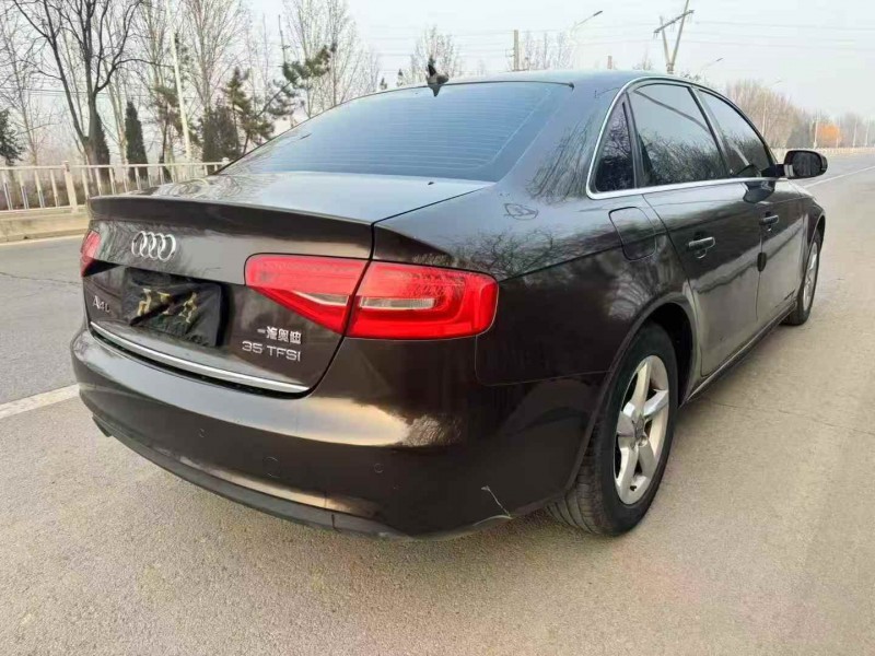 烟台15年奥迪A4L9