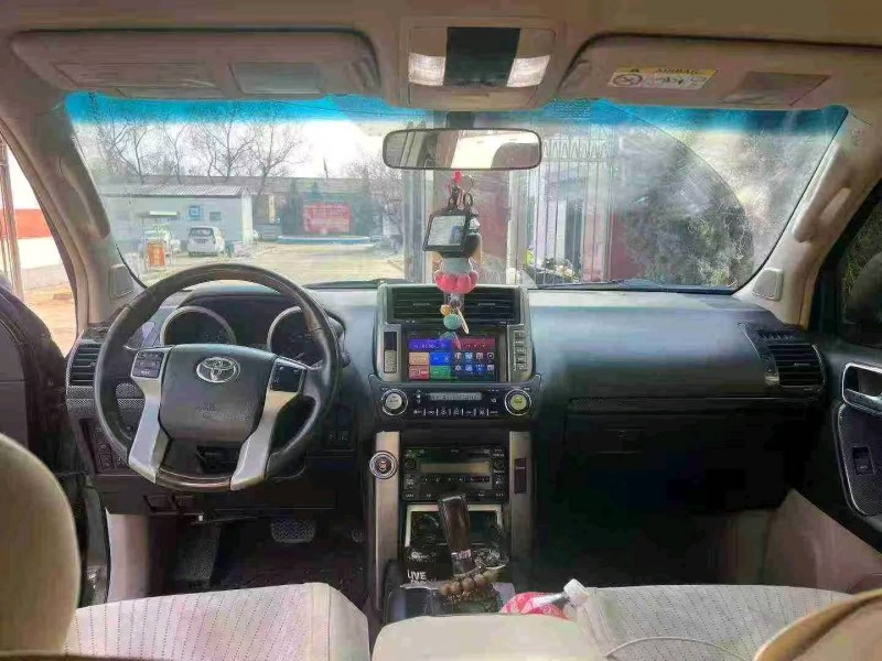 太原14年丰田普拉多5