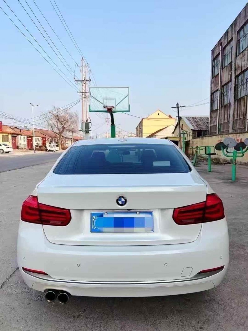 济宁18年宝马3系9