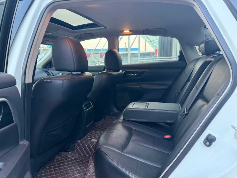 焦作18年日产天籁4