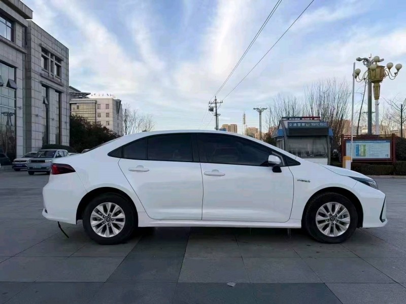 枣庄23年丰田卡罗拉6