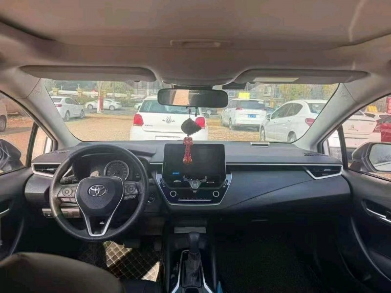 荆州21年丰田卡罗拉4