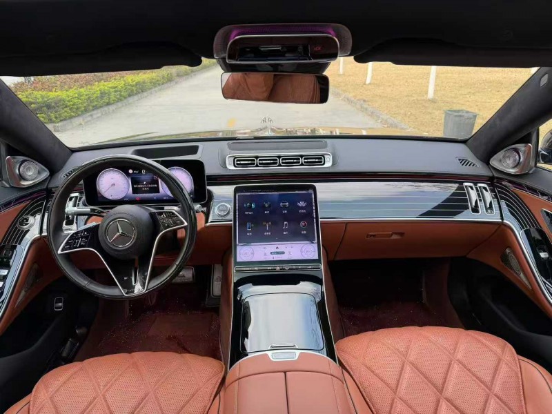 佛山25年奔驰迈巴赫S级4