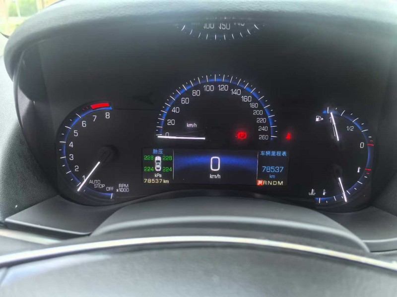 成都16年凯迪拉克ATS-L5