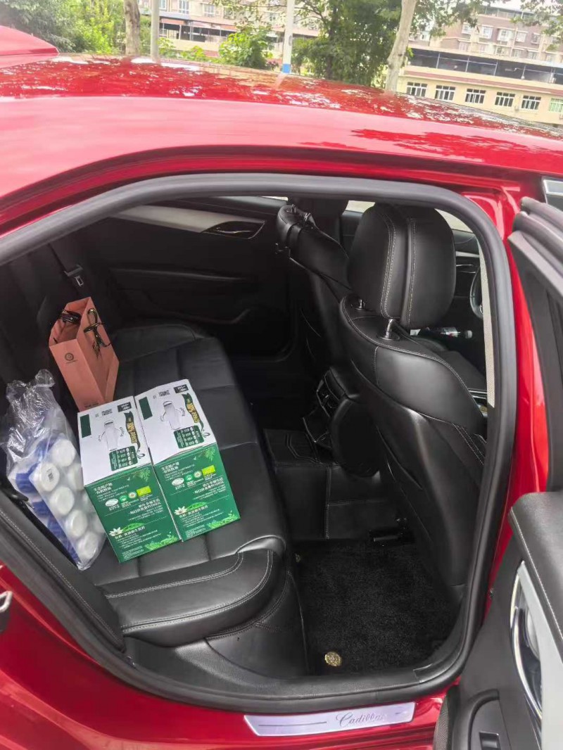 成都16年凯迪拉克ATS-L6