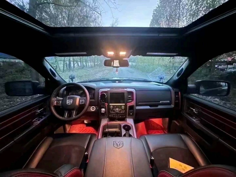 菏泽18年道奇叛逆者5