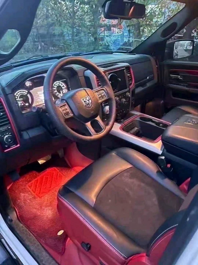 菏泽18年道奇叛逆者6