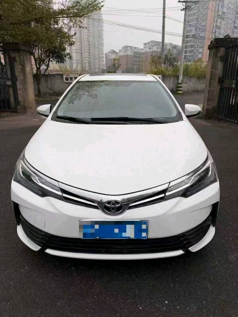 南宁19年丰田卡罗拉1
