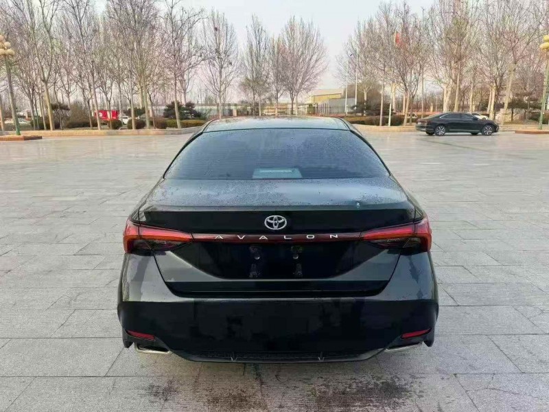 济宁21年丰田亚洲龙7