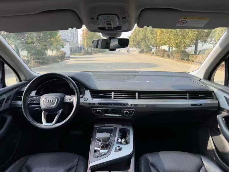 淄博18年奥迪Q76